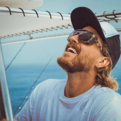 Defender<VonZipper Online